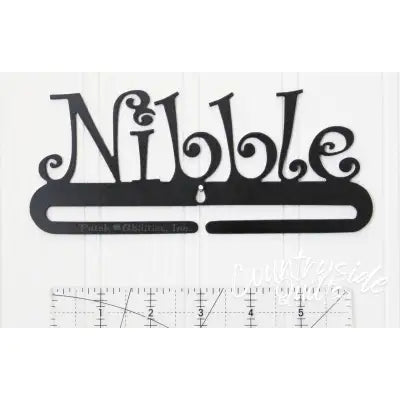 Nibble Hanger 6in