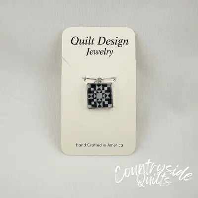 Quilt Pendants Star Crossing BW