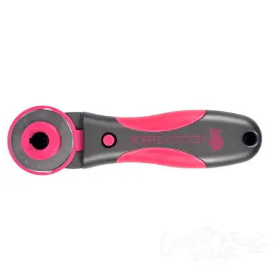 Quilter's Select 45mm Rotary Cutter Pink