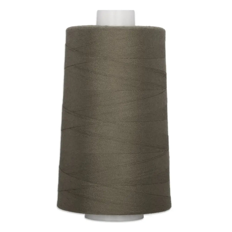 QuiltMaker #822 - Armor Cone Thread 15-2-822