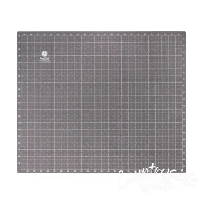 Sew Magnetic 20in x 24in Self-Healing Cutting Mat Right Handed