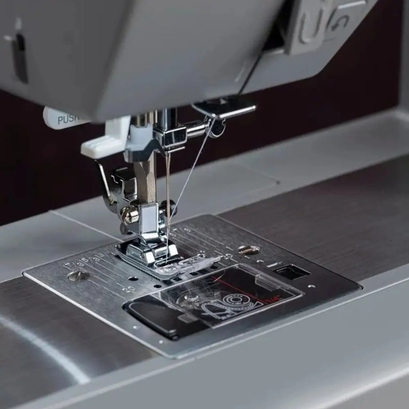 SINGER® Heavy Duty 6600C Sewing Machine 230254112.BR