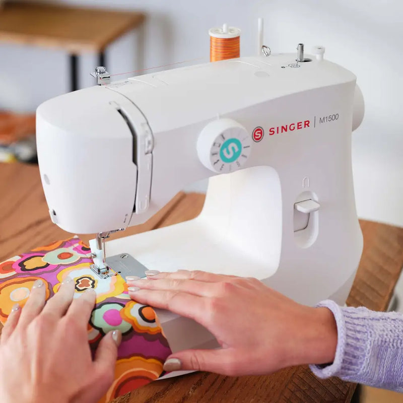 SINGER® M1500 Sewing Machine 230222112