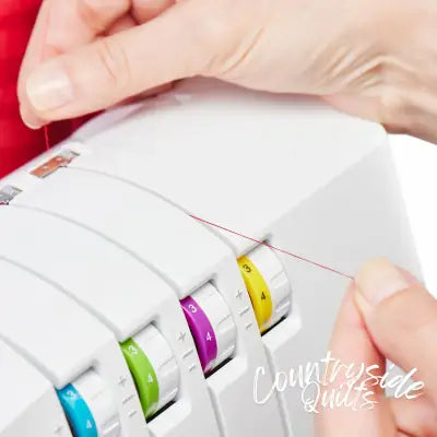 SINGER® SE017 Elite Serger