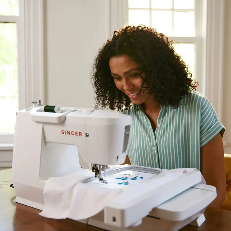 SINGER® SE9180 Sewing & Embroidery Machine 230311112