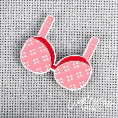 Support Group Enamel Needle Minder