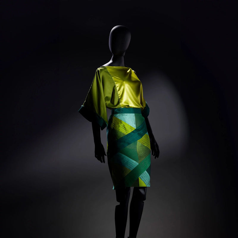 PFAFF® expression™ 715 Sewing Machine