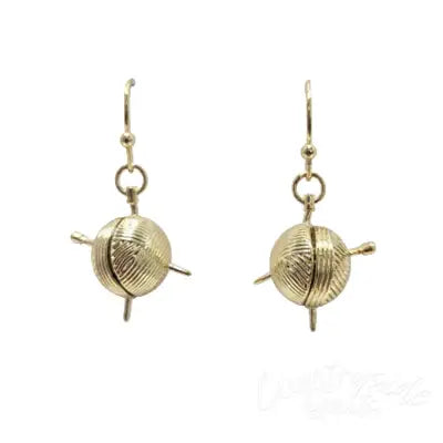 Yarn Drop Earring Gold